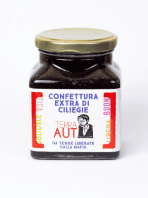 Confettura di ciliegie